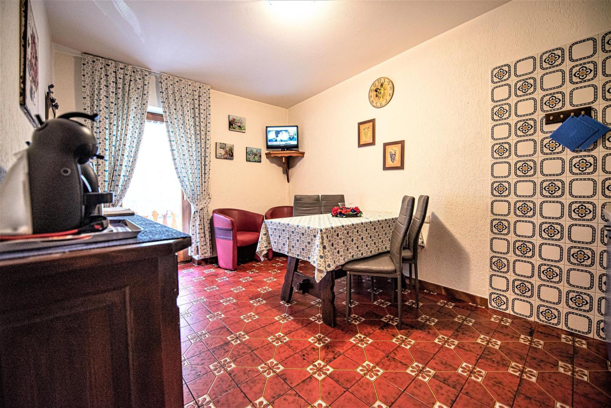 Maison Ostaria MyholidayЛивиньо Екстериор снимка