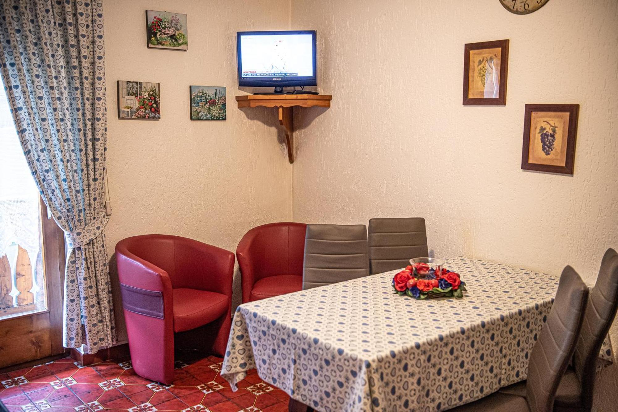 Maison Ostaria MyholidayЛивиньо Екстериор снимка